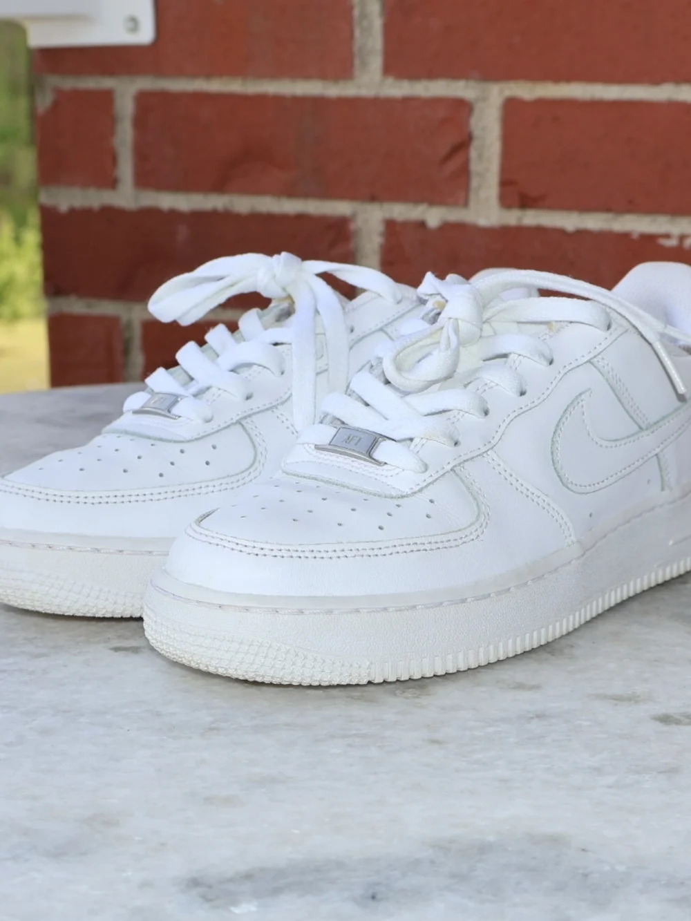 Nike Air Force 1 Low (GS) - Picture 5 of 8